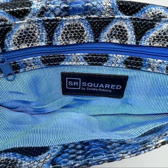 SR SQUARED Sondra Roberts Faux Reptile Snake Envelope Style Wristlet Clutch - Picture 9 of 9